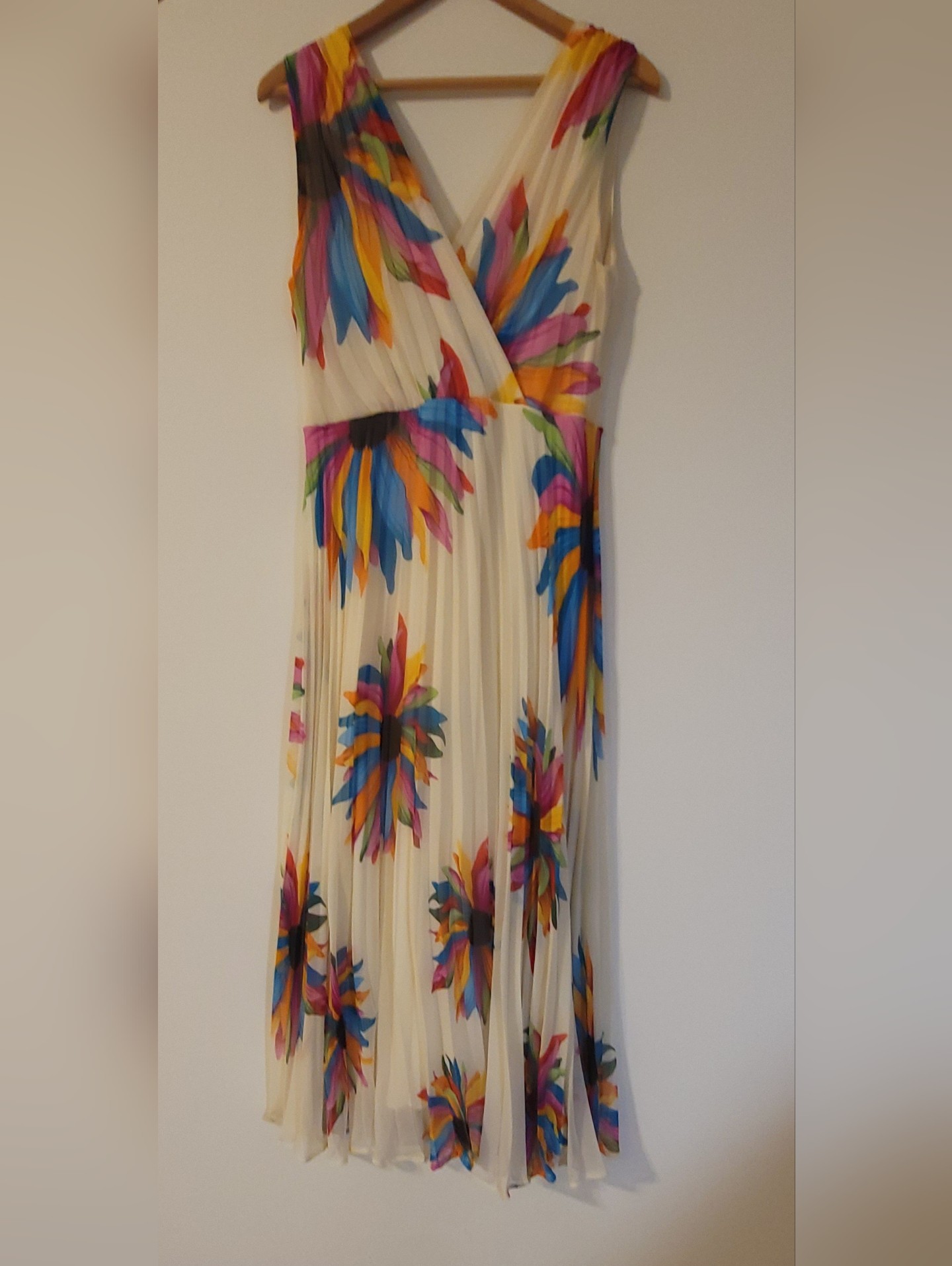 Dress Va Va Voom Cream Maxi Dress With Multicolor Floral Plumes Size M